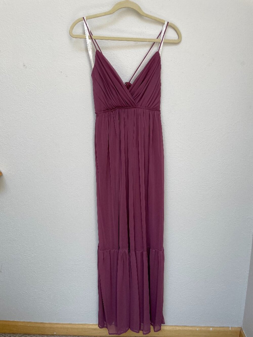 Like New David's Bridal Tiered Mesh Spaghetti Strap Bridesmaid Maxi Dress 4